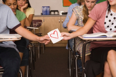 E se vi innamorate di qualcuno che è lo stesso che vedete in classe ogni giorno?