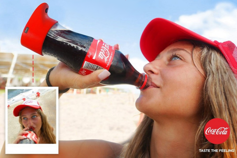 Myfacemood - La bottiglia selfie di Coca Cola