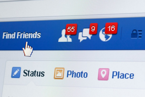 Facebook in arrivo la Chat di gruppo anche da Pc